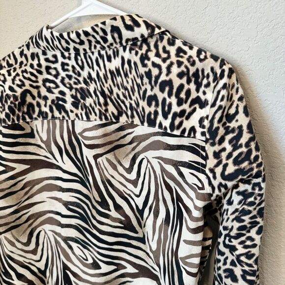 Chico’s Tan No-Iron Contrasting Animal Print 100% Cotton Button Front Blouse - M - Picture 6 of 6